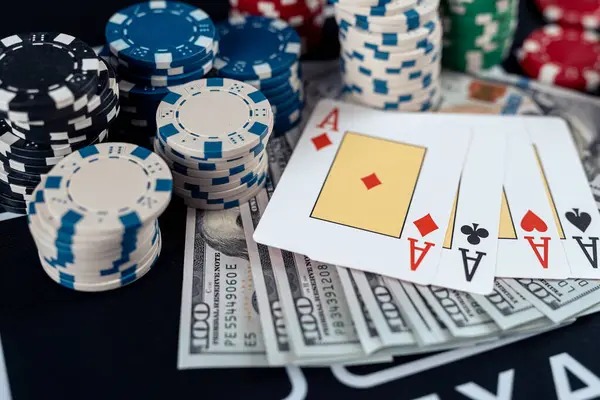 Live Teen Patti table on alexistogel togel with dealer, players, and betting interface